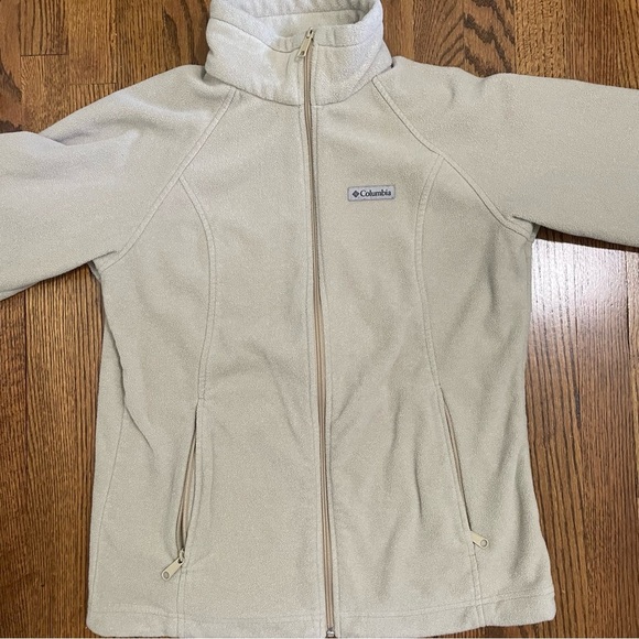 Columbia Fleece Jacket Cream Colored Side Pockets Size Large - Picture 2 of 12